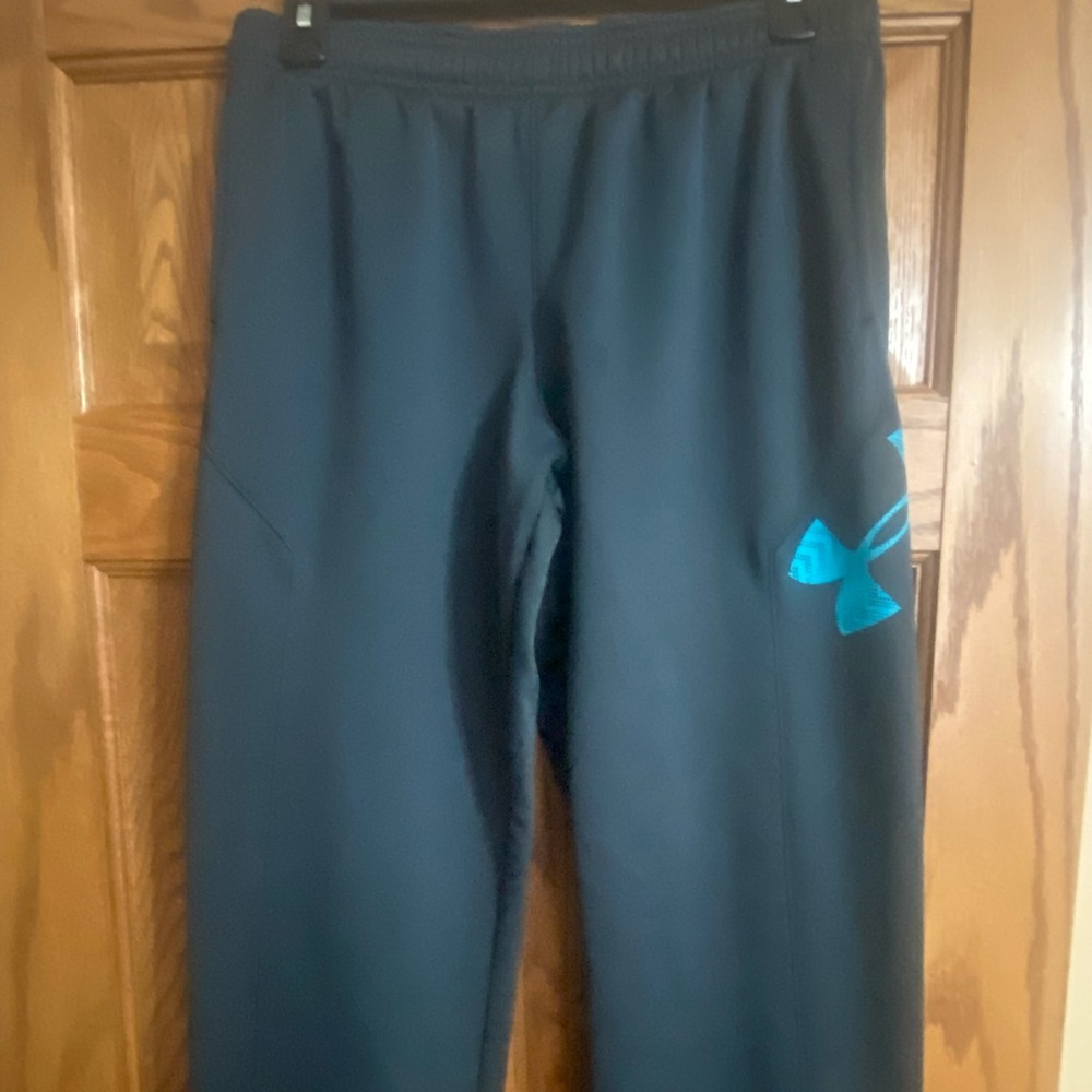 Under Armour boys pants